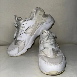 Nike Air Huarache Run Triple White 2016 Womans Size 7